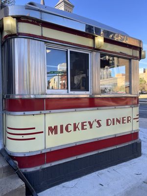 Mickey's Diner by null