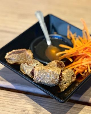 Khao Nom - ร้านข้าวหนม by null