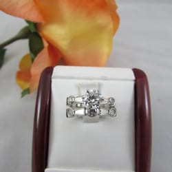 C & R Diamond Jewelers
