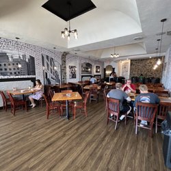 Mr J's Bagels & Deli - Sitting area