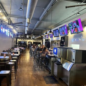 Poor Richards Pizza - Bar and dinning area. - Pizza Near Me - Hanford, California Poor Richards Pizza - Bar and dinning area. - Pizza Near Me - Hanford, California
