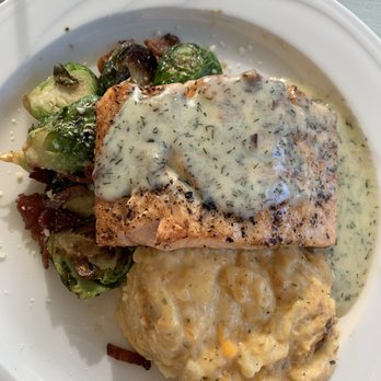 Hotel Lakeside Dining Room & Cafe - Grilled salmon with vegetable of the day and potato of the day - Cafes Near Me - Lakeside Marblehead, Ohio Hotel Lakeside Dining Room & Cafe - Grilled salmon with vegetable of the day and potato of the day - Cafes Near Me - Lakeside Marblehead, Ohio