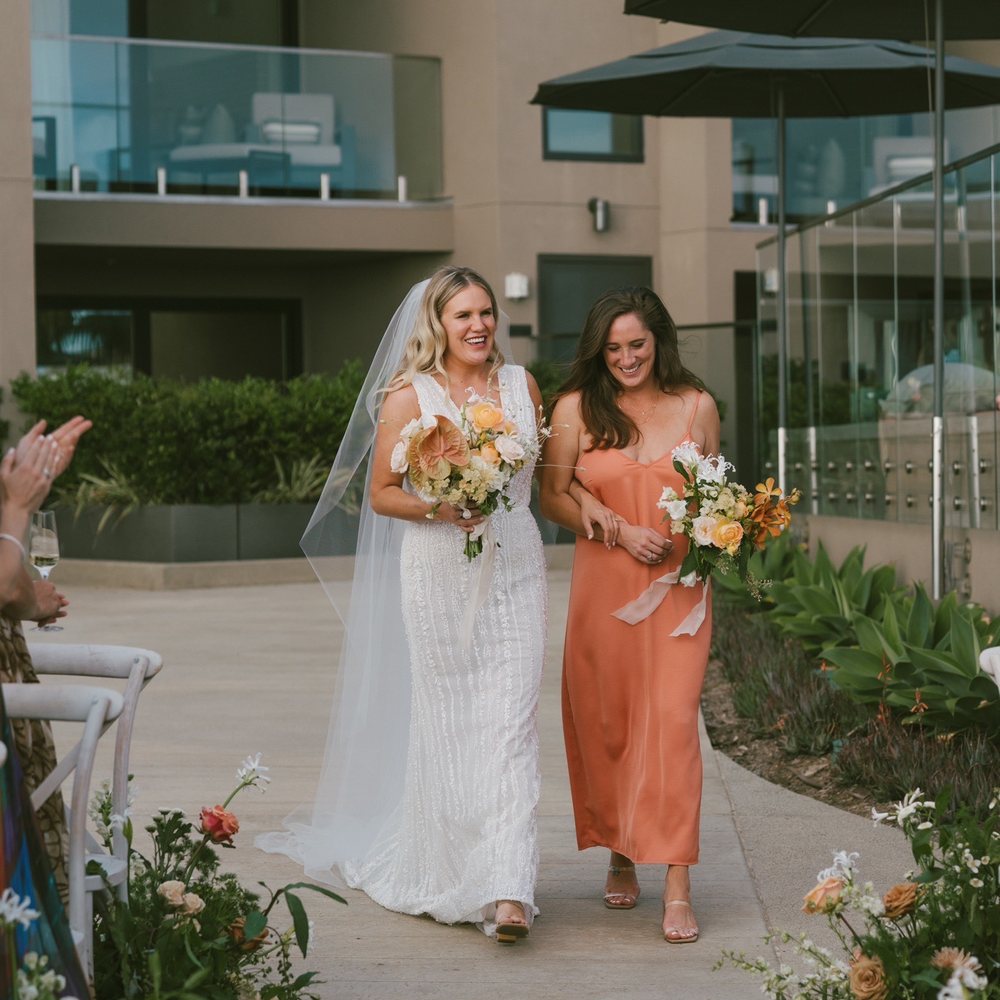 Tara Tailor Shop - Wedding dress - Sewing & Alterations Near Me - Carlsbad, California Tara Tailor Shop - Wedding dress - Sewing & Alterations Near Me - Carlsbad, California