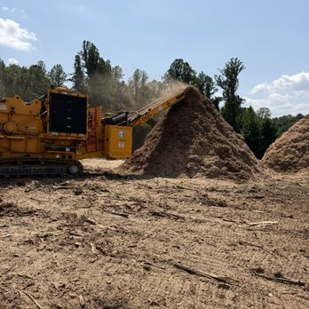 Timberland Mulch - Nurseries & Gardening Near Me - Ferrum, Virginia Timberland Mulch - Nurseries & Gardening Near Me - Ferrum, Virginia