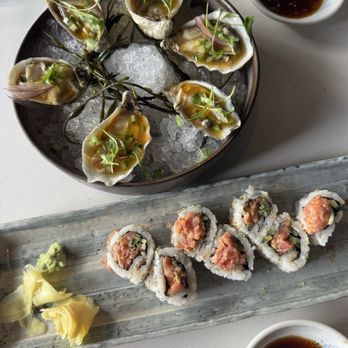 Ryla - Spicy tuna roll + oyster - Asian Fusion Near Me - Hermosa Beach, California Ryla - Spicy tuna roll + oyster - Asian Fusion Near Me - Hermosa Beach, California