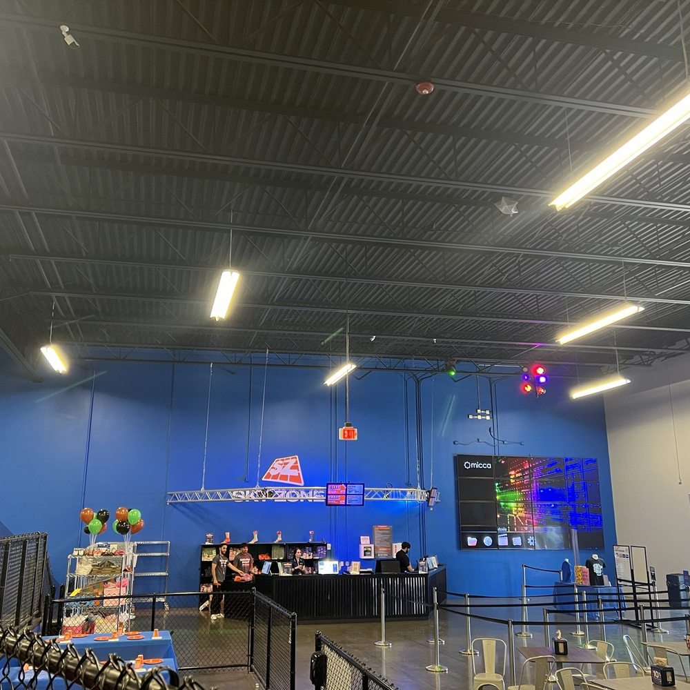 Sky Zone Trampoline Park - Trampoline Parks Near Me - Clovis, California
