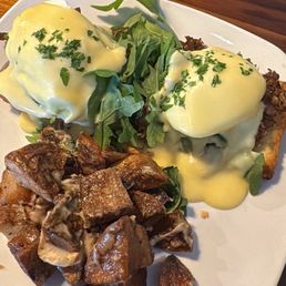 Eggs Benedict Eggs Benedict