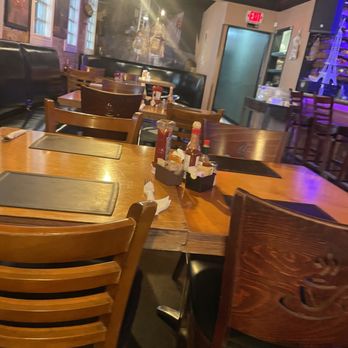 Nina’s Cafe Bar - French Near Me - Bell, California
