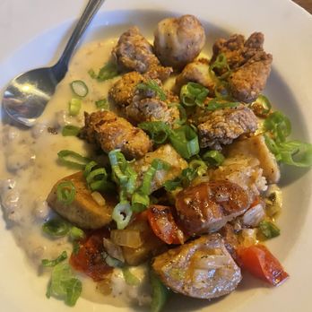 Friends Grille and Bar - New American Near Me - Valdosta, Georgia
