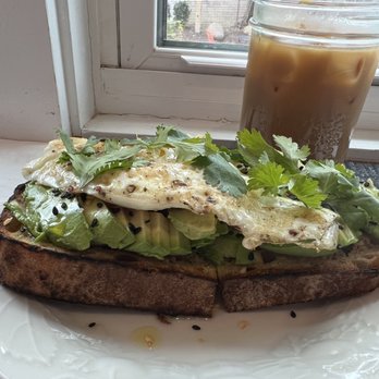 Mom 'n 'em Coffee & Wine - Avocado toastie! With an egg on top! The best ever! - Coffee & Tea Near Me - Cincinnati, Ohio Mom 'n 'em Coffee & Wine - Avocado toastie! With an egg on top! The best ever! - Coffee & Tea Near Me - Cincinnati, Ohio
