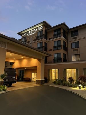 Courtyard by Marriott Maui Kahului Airport by null