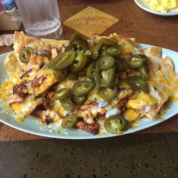 Momo's Cafe - Chicken nachos with jalapeños. - American Near Me - Vallejo, California Momo's Cafe - Chicken nachos with jalapeños. - American Near Me - Vallejo, California