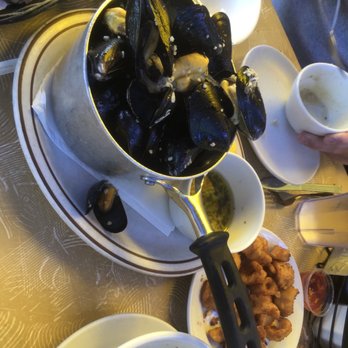 Barbara's Fishtrap - Mussels. $32 - Seafood Near Me - Half Moon Bay, California Barbara's Fishtrap - Mussels. $32 - Seafood Near Me - Half Moon Bay, California