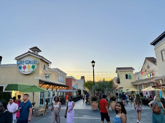 Broadway at the Beach by null