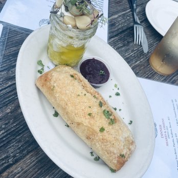 Flying Pig Pub & Kitchen - goat cheese starter - Pubs Near Me - Oceanside, California