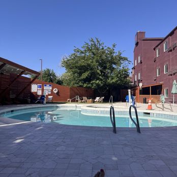 Wolfe’s - The pool! - Hotels Near Me - Moab, Utah