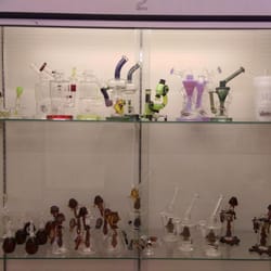 Wild Side Smoke Shop - Recycling is better for the environment!