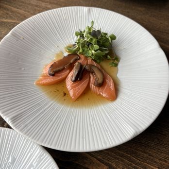 Hummingbird Sushi - Salmon - Japanese Near Me - Seattle, Washington