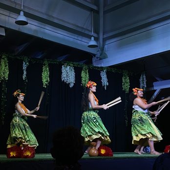 Toa Luau - Hula Gals - Cultural Center Near Me - Haleiwa, Hawaii