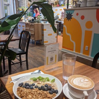 Cafe Astoria - Peachy Keen granola, Bee sting with oat milk - Coffee & Tea Near Me - Saint Paul, Minnesota