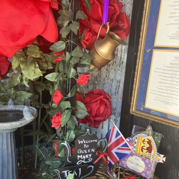 Queen Mary Tea Room - Outside photo props! - Desserts Near Me - Seattle, Washington