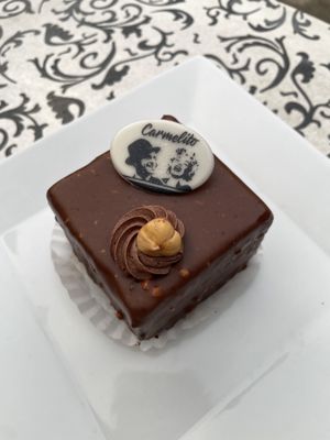 laptop friendly cafe