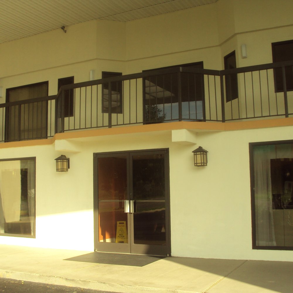 Quality Inn - Entrance - Hotels Near Me - Selma, North Carolina Quality Inn - Entrance - Hotels Near Me - Selma, North Carolina