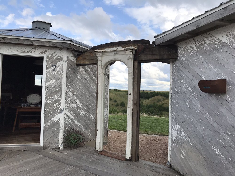 GRAIN BIN ANTIQUE TOWN Updated October 2024 23 Photos 10641 S Old