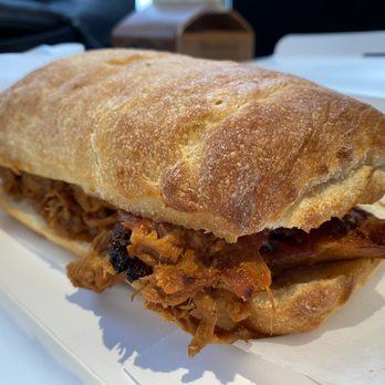 Meat & Bread - Pulled pork mac'n'cheese sandwich - Sandwiches Near Me - Vancouver, British Columbia Meat & Bread - Pulled pork mac'n'cheese sandwich - Sandwiches Near Me - Vancouver, British Columbia