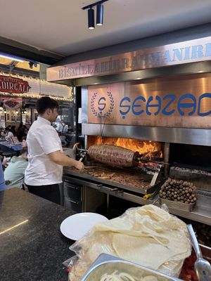 Şehzade Cağ Kebap by null