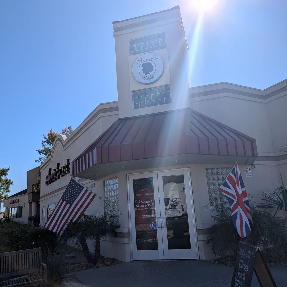 Annie's Cafe - Temecula - Front of the diner - Breakfast & Brunch Near Me - Temecula, California