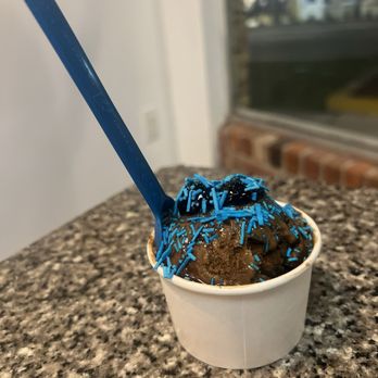 The Mad Utter - a cup of ice cream with blue sprinkles - Desserts Near Me - Titusville, Florida