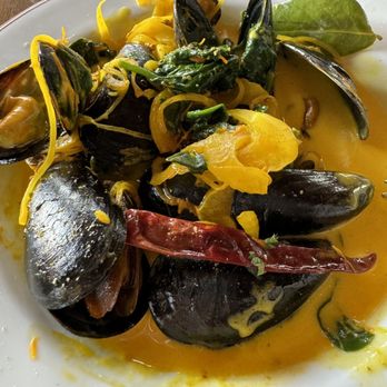 Simonette - Moules (Mussels) after a few bites - French Near Me - Culver City, California Simonette - Moules (Mussels) after a few bites - French Near Me - Culver City, California