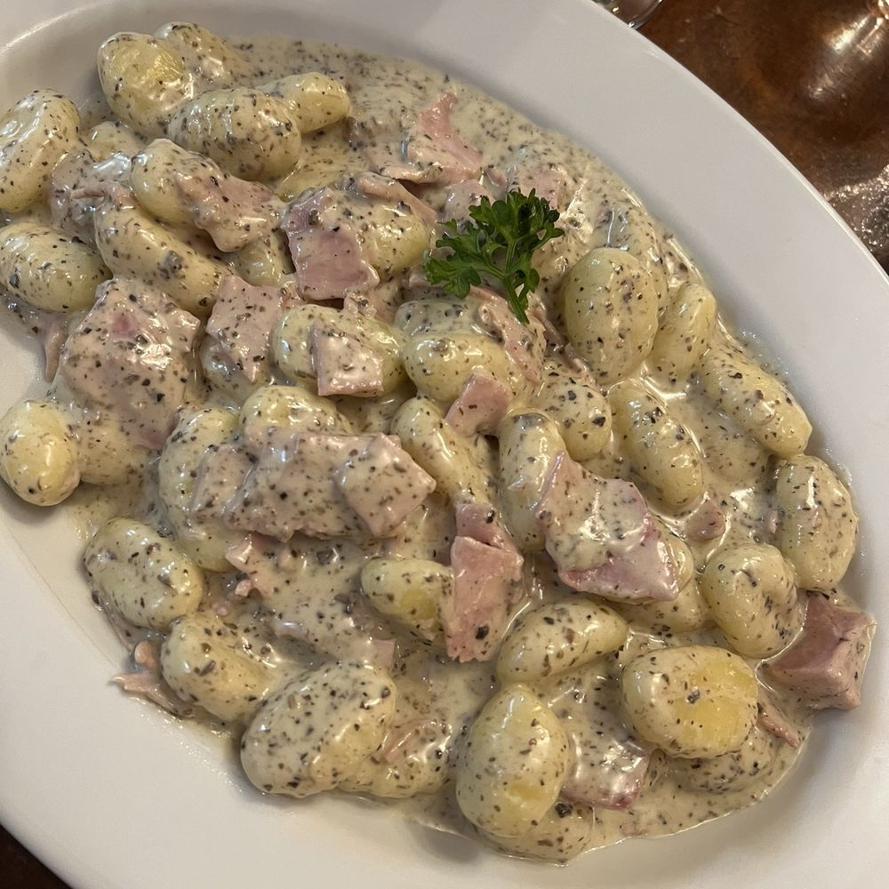 Gambino - Gnocchi with Black Truffle and Ham - Italian Near Me - Paris, 75 Gambino - Gnocchi with Black Truffle and Ham - Italian Near Me - Paris, 75