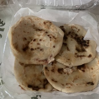 Gran Villa Restaurant - Pupusas revueltas - Salvadoran Near Me - Brooklyn, New York