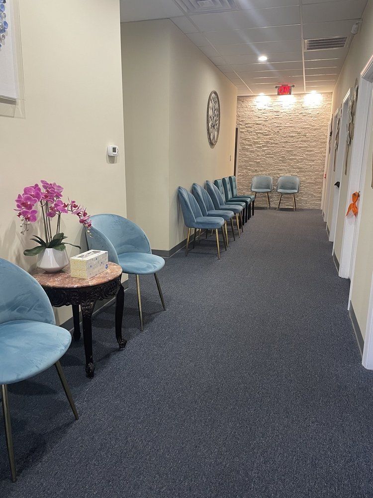 Massage Crystal, Crofton Roadtrippers