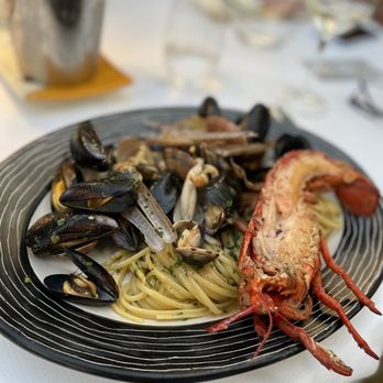 La Zagara - Wine Bars Near Me - Anacapri, NA La Zagara - Wine Bars Near Me - Anacapri, NA