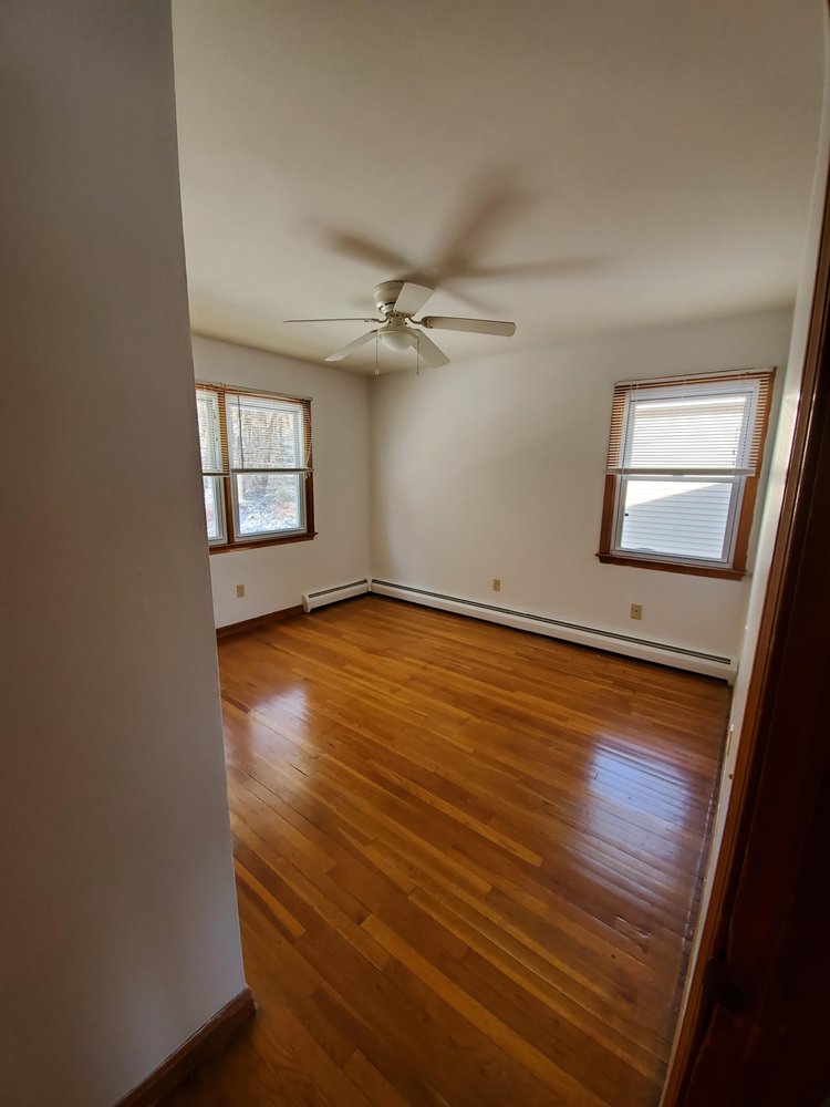 HARBORTREE APARTMENTS near you at 151 Oneco Ave, New London