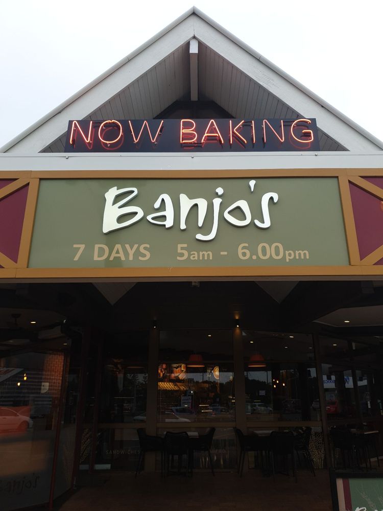 BANJO’S 179 Nicklin Way, Warana Queensland, Australia Bakeries
