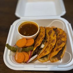 La Catrina - Birrieria tacos