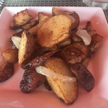 Oliver's Bistro - Fried potatoes - Breakfast & Brunch Near Me - Miami Beach, Florida