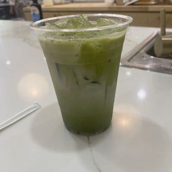 Makanai - Strawberry matcha - Coffee & Tea Near Me - Honolulu, Hawaii