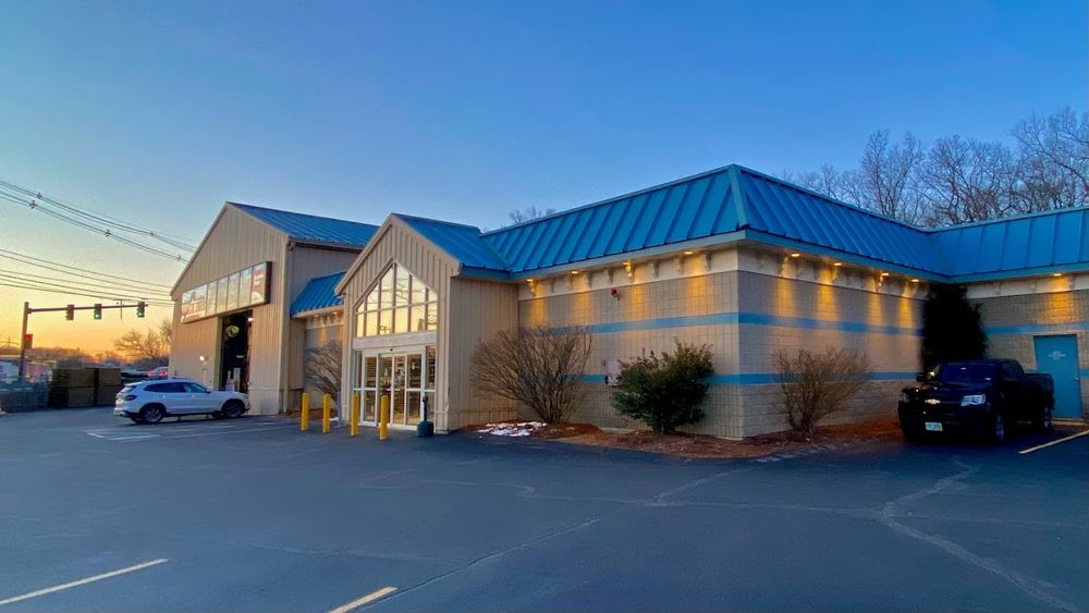 BURLINGTON LUMBER COMPANY Updated October 2024 4 Adams St, Burlington, Massachusetts