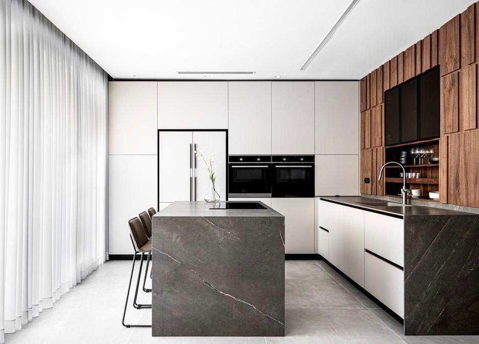 Slide of Top One Builders