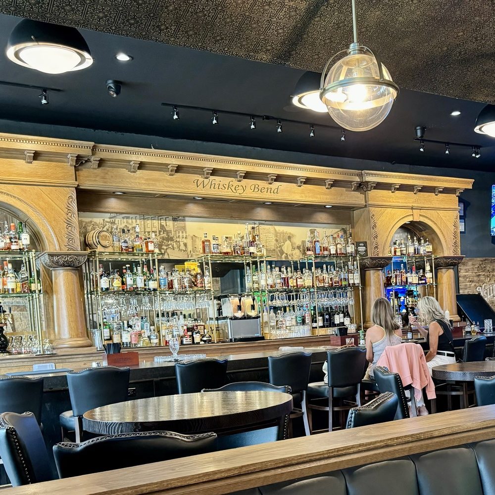 Whiskey Bend - Bar - Gastropubs Near Me - St. Charles, Illinois Whiskey Bend - Bar - Gastropubs Near Me - St. Charles, Illinois