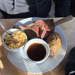 Regatta Grille - Prime rib