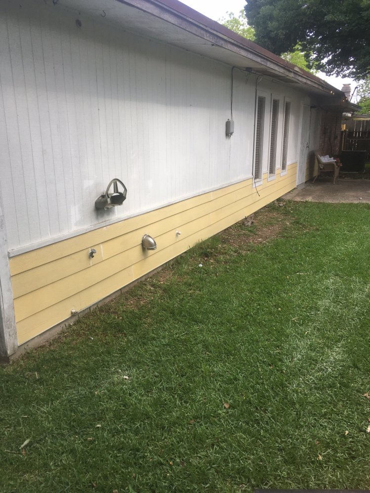 Slide of Sierra Roofing - Baytown