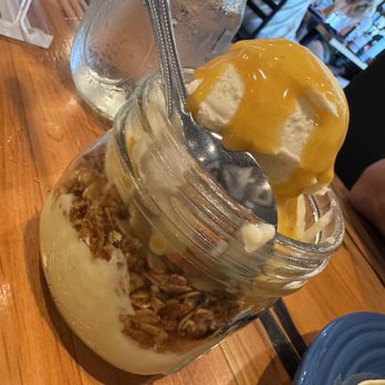 Duluth Grill - Banana cream pie parfait - Breakfast & Brunch Near Me - Duluth, Minnesota