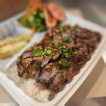 Wacky Grill - Sirloin steak plate - Asian Fusion Near Me - Los Angeles, California Wacky Grill - Sirloin steak plate - Asian Fusion Near Me - Los Angeles, California