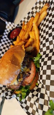 The Hudson Eatery & Bar by null